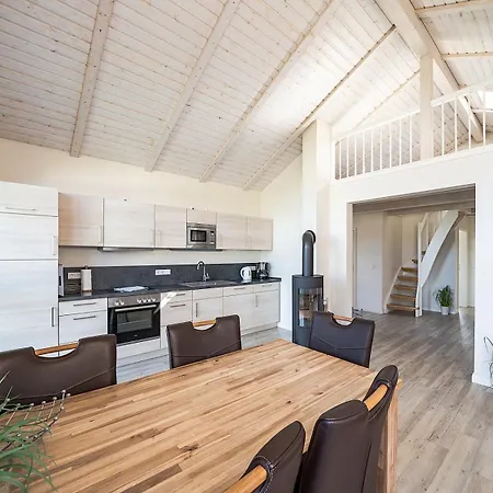 Brandgans 40 - Komfort-ferienhaus Mit Eingezaeuntem Garten, Sauna & Kamin Dom wakacyjny *