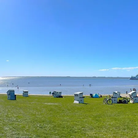 Brandgans 40 - Komfort-ferienhaus Mit Eingezaeuntem Garten, Sauna & Kamin Dom wakacyjny