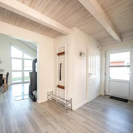 Brandgans 40 - Komfort-ferienhaus Mit Eingezaeuntem Garten, Sauna & Kamin Dom wakacyjny *